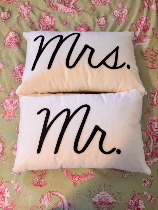 NWOT Other - NWOT Mr. and Mrs. Embroidered White Decorative Pillow Set